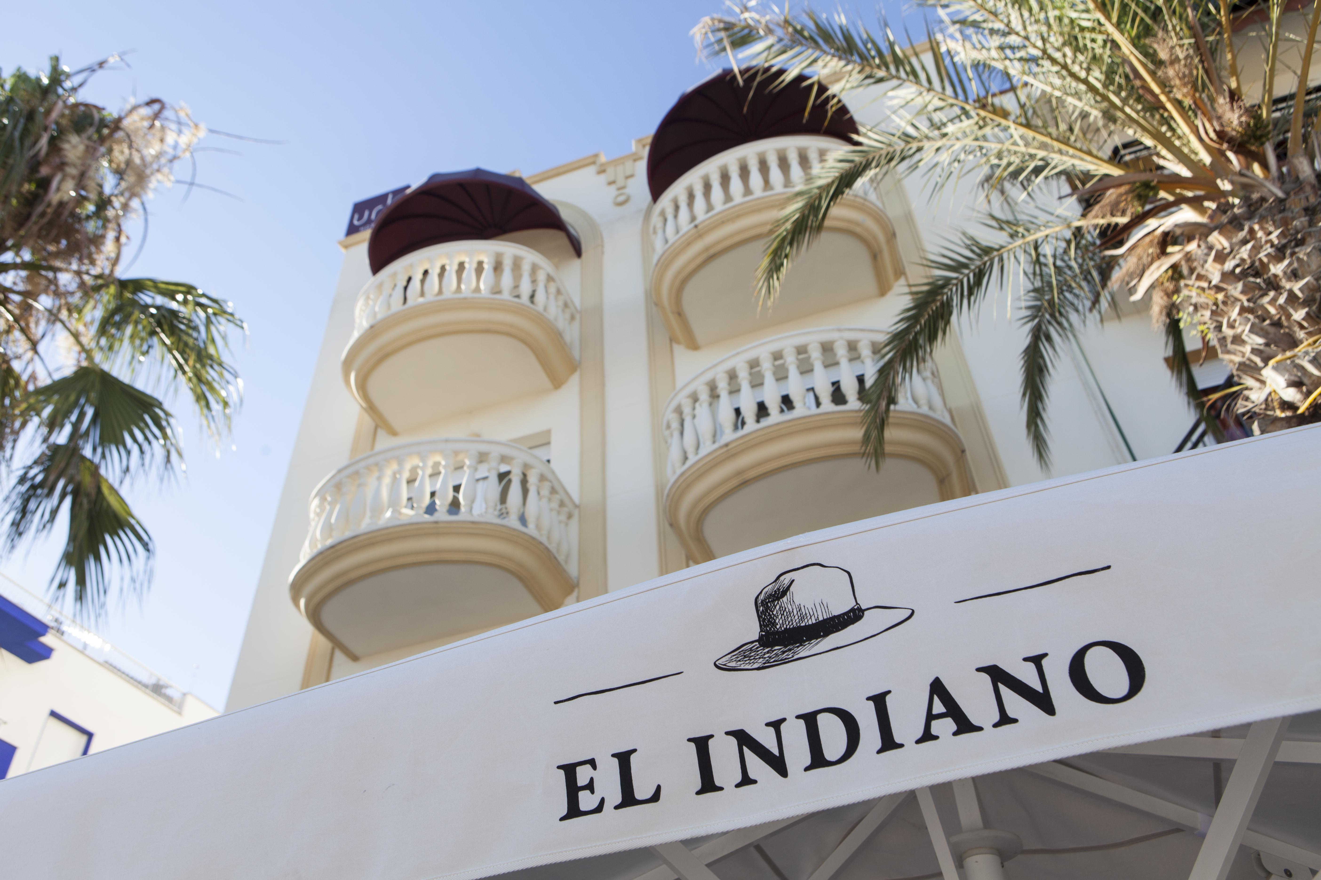 Hotel URH Sitges Playa Exterior foto